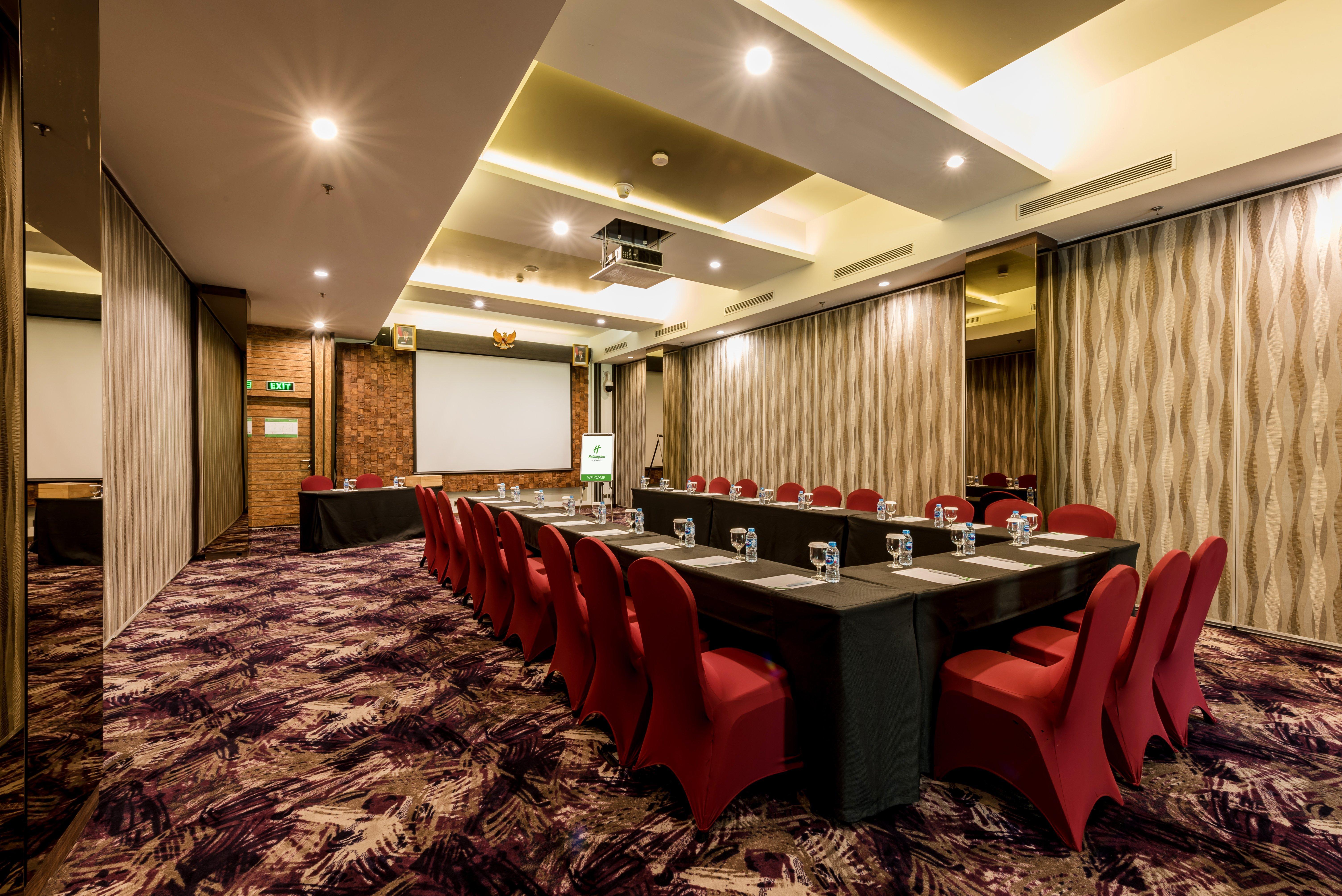 Holiday Inn Cikarang Jababeka By Ihg Eksteriør bilde