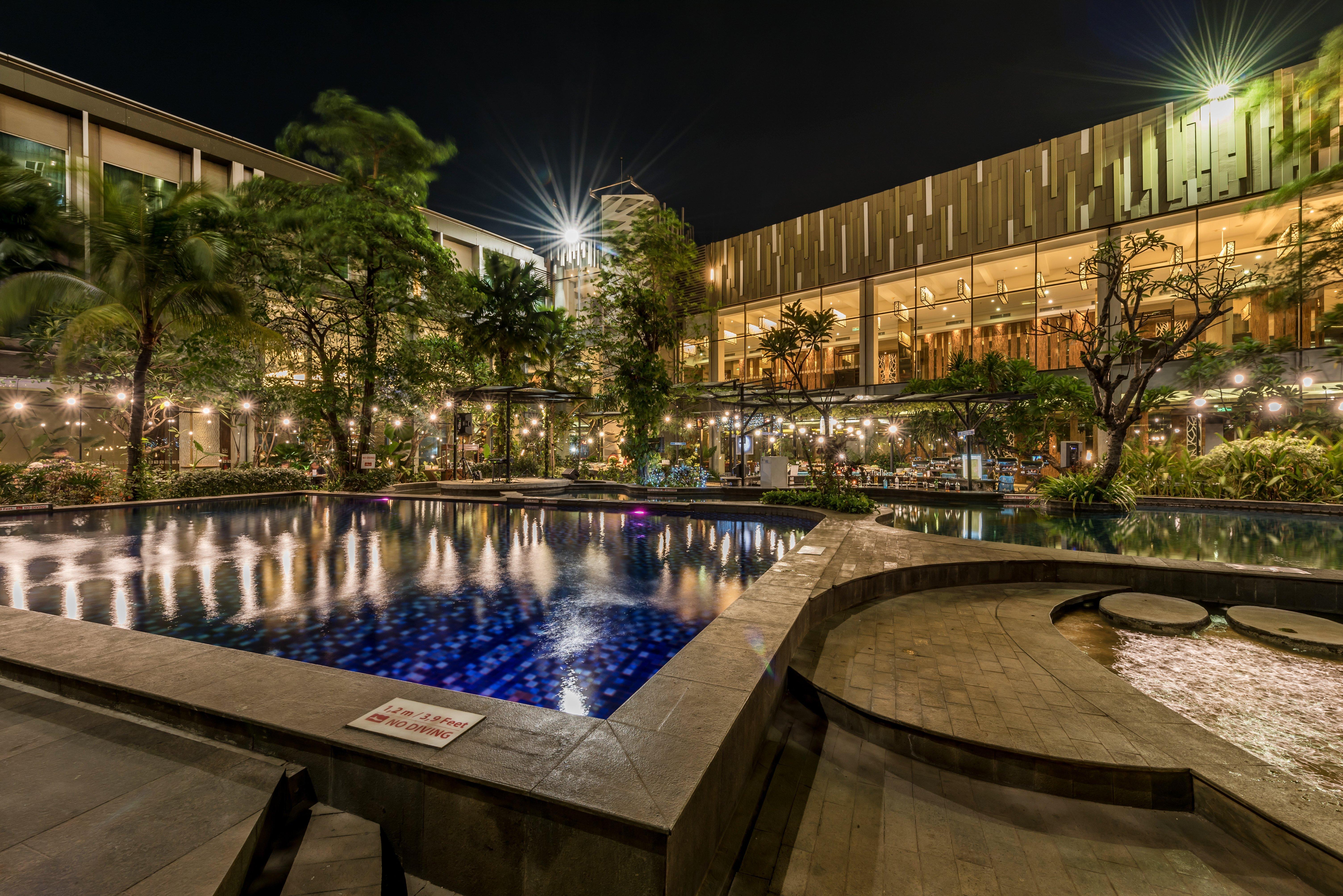 Holiday Inn Cikarang Jababeka By Ihg Eksteriør bilde