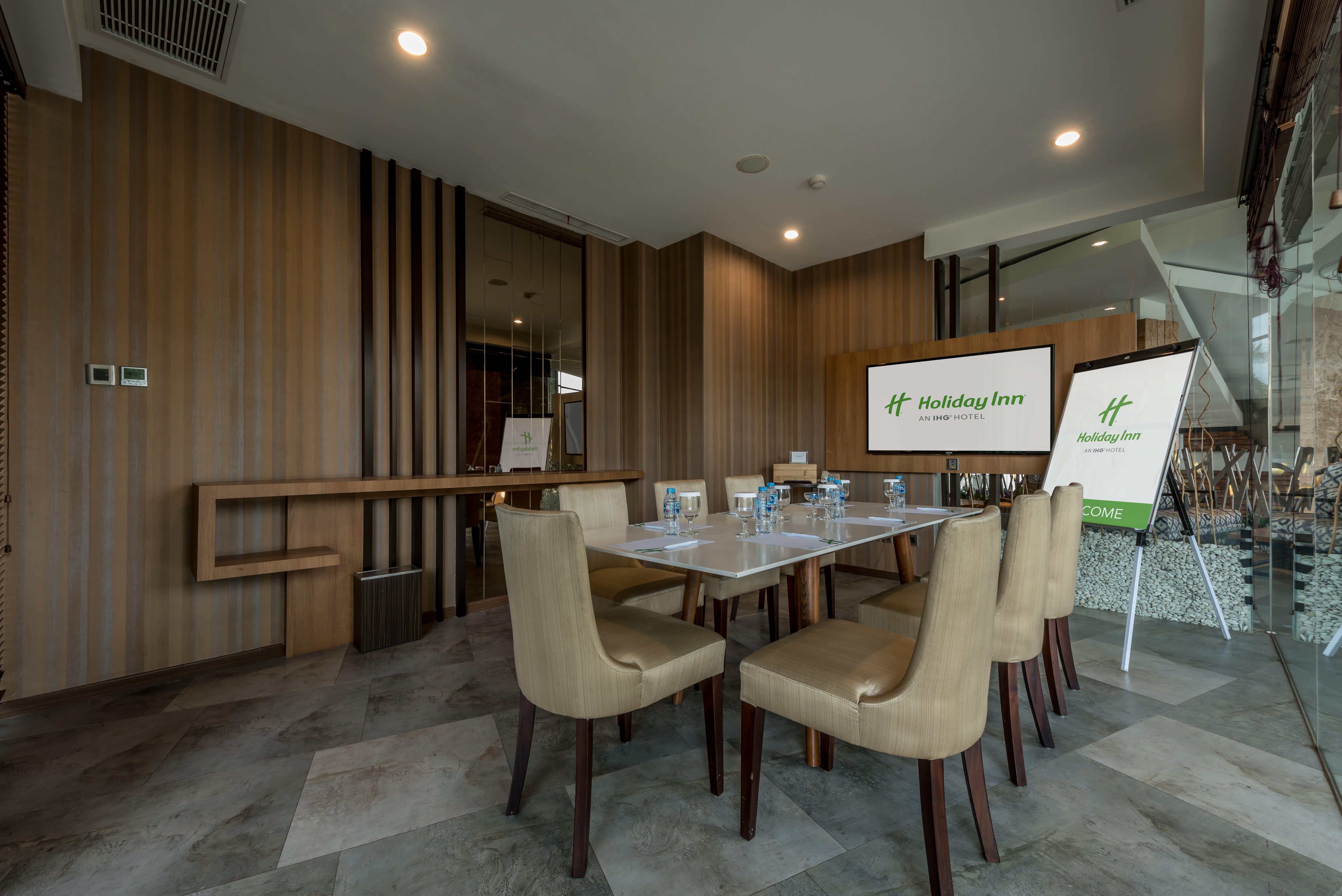 Holiday Inn Cikarang Jababeka By Ihg Eksteriør bilde