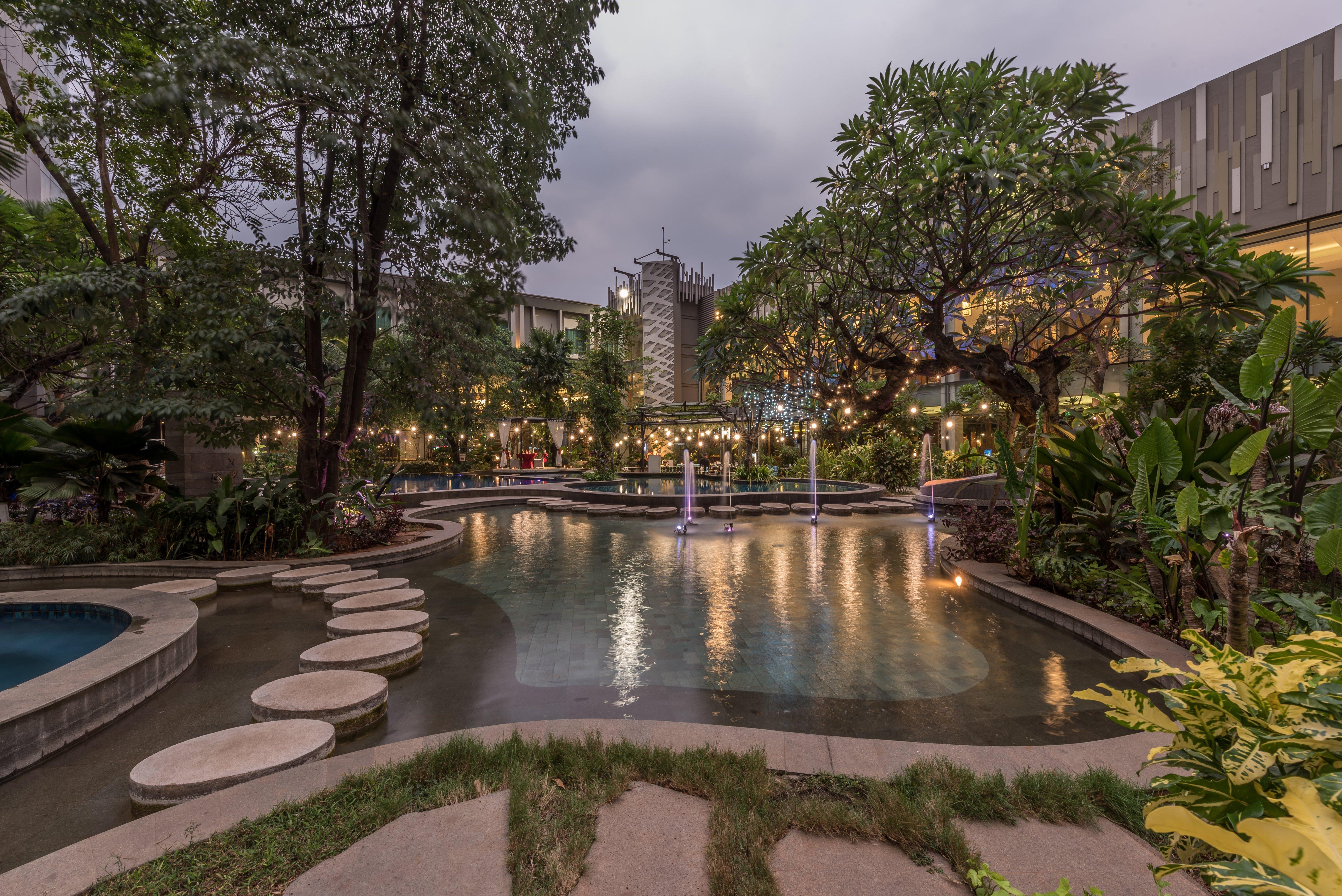 Holiday Inn Cikarang Jababeka By Ihg Eksteriør bilde
