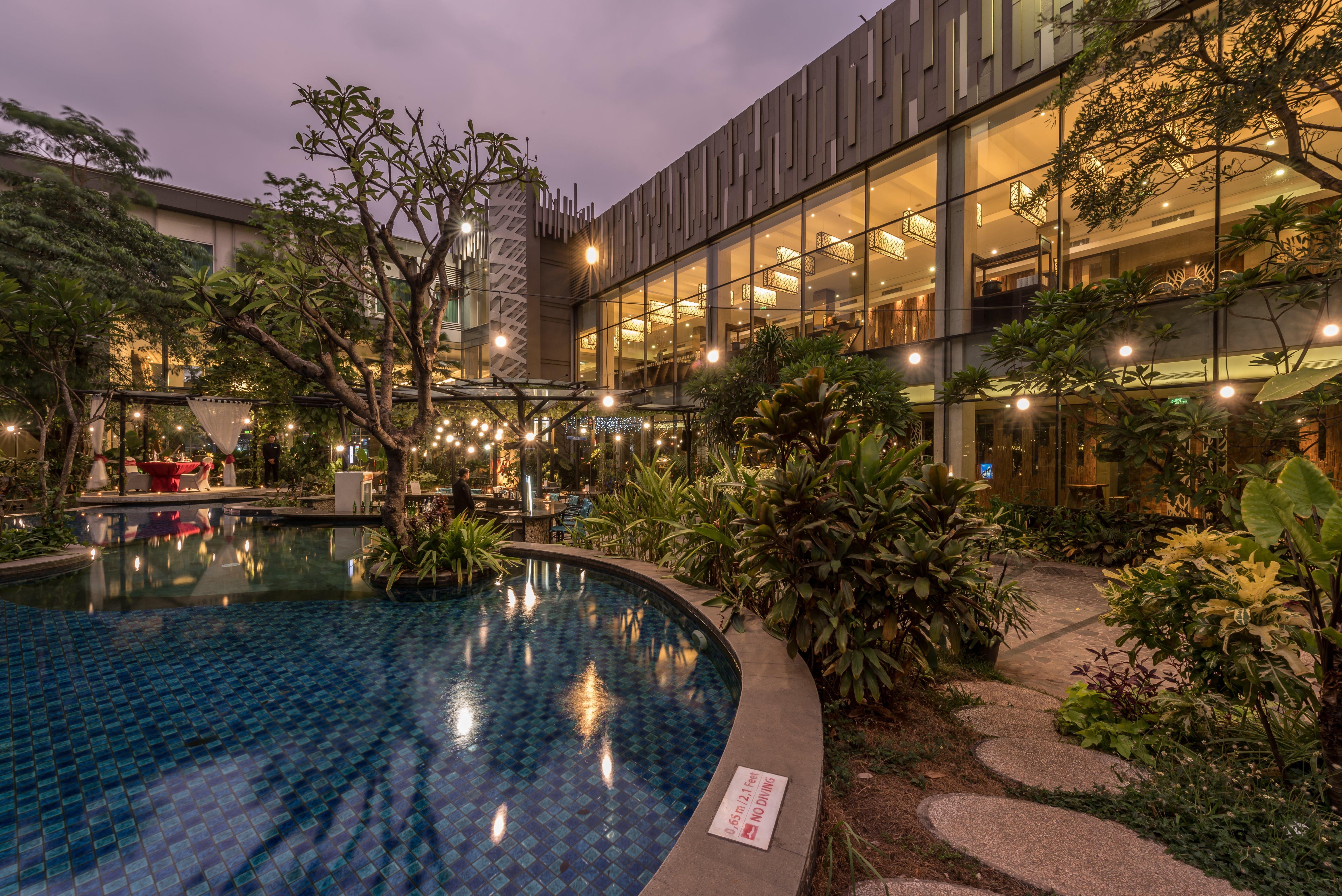 Holiday Inn Cikarang Jababeka By Ihg Eksteriør bilde